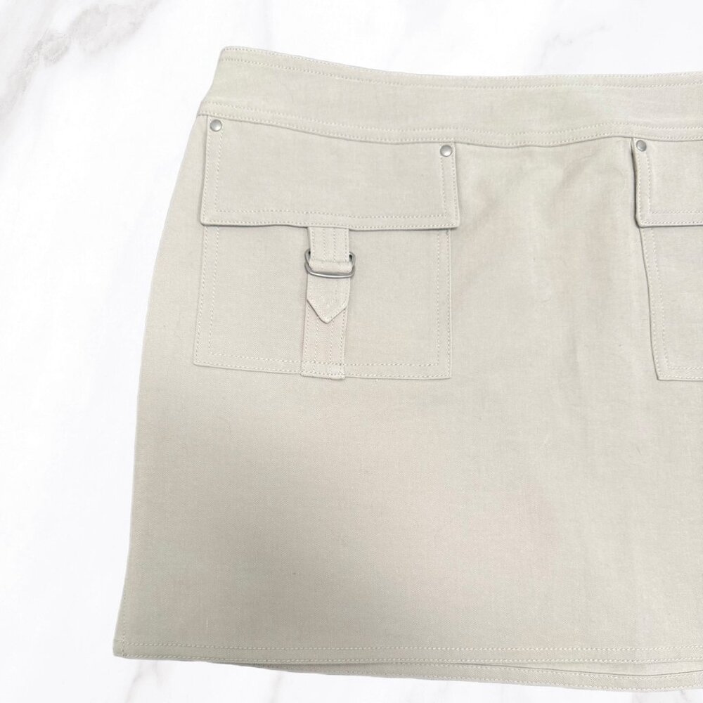 Express Women's Khaki Low Rise Cargo Pocket Skirt, Size 8 - Picture 4 of 8